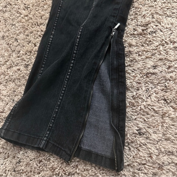 Y2K Express Mid Rise Black Whiskered Bootcut Jeans Women’s Size 14 Zipper Leg - Picture 9 of 16
